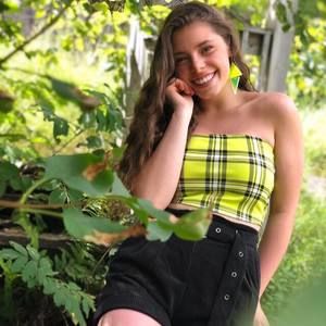 Meet your Posher, Kelly